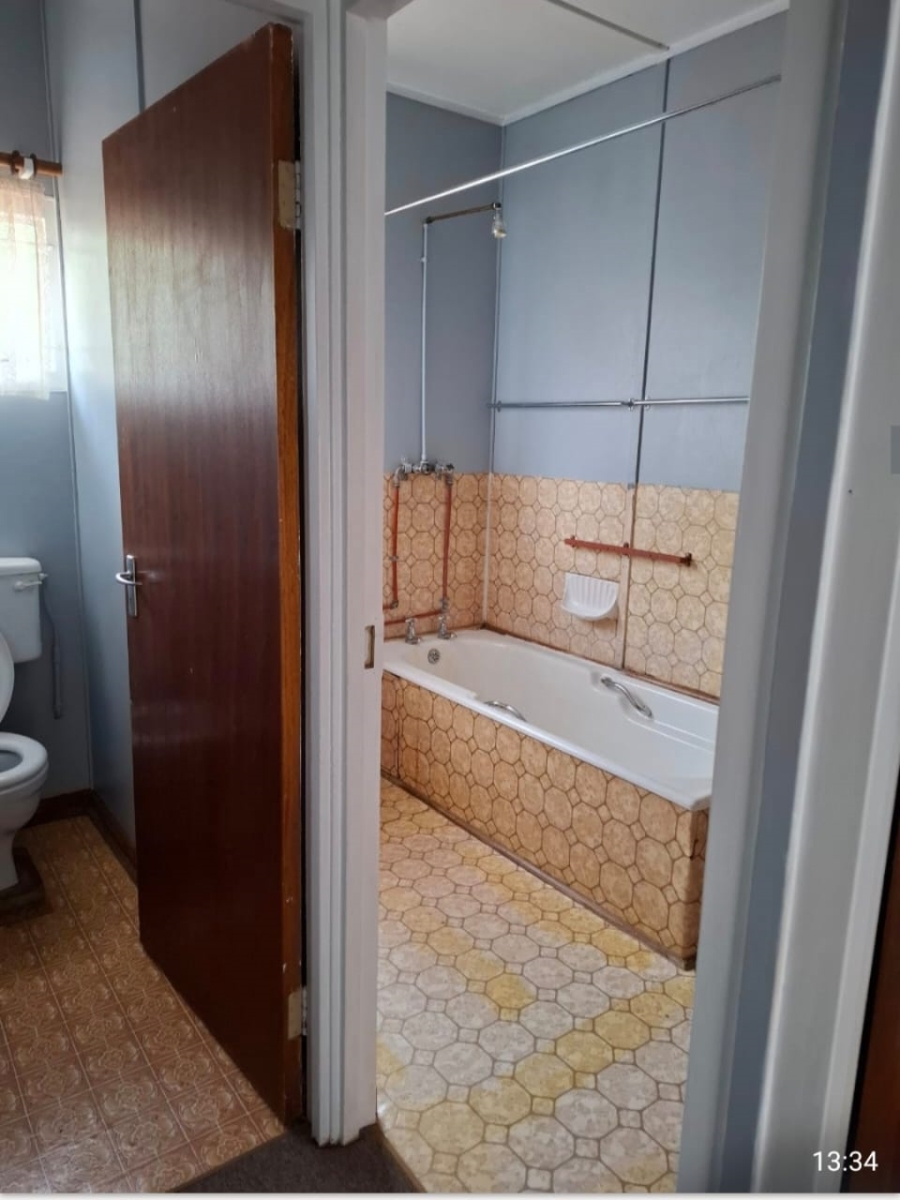 4 Bedroom Property for Sale in Bethulie Free State